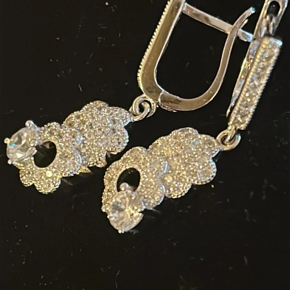 Silver Maslife Jewelry & Co earrings, pierced ears - Picture 3 of 3